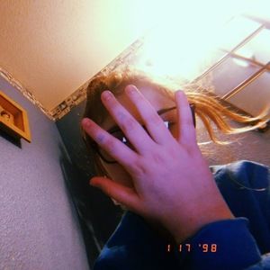 Meet your Posher, Lydia.